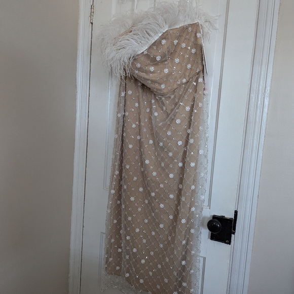 Mac Duggal Feather Trimmed Midi Dress - Picture 3 of 7